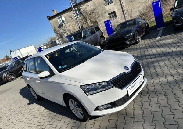 Skoda Fabia cena 45900 przebieg: 106400, rok produkcji 2020 z Opole małe 121